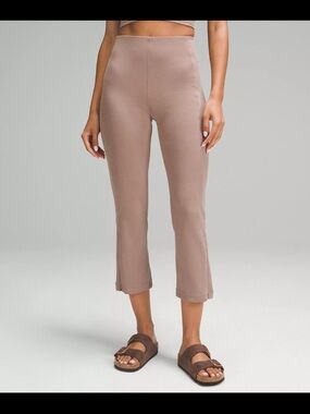 Lululemon Ribbed Softstreme Zip-Leg High-Rise Cropped Pant 25" - Size 12 NWT